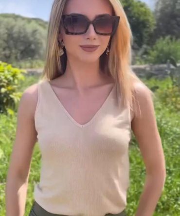 Underwear Donna